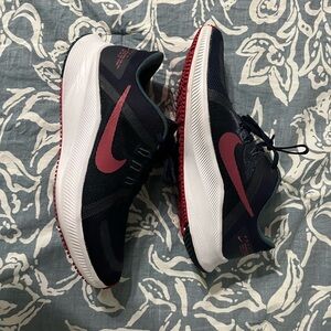 Nike Women’s Quest 4 Sneakers